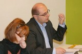 Pavel Trantina vysvětluje význam evropského dokumentu o dobrovolnictví P.A.V.E. (Foto Jiří Majer)