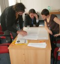 Účastníci semináře se zevrubně seznámili se strukturou evropského dokumentu o dobrovolnictví P.A.V.E. a zamýšleli se i nad možnostmi jeho využití n našich podmínkách. (Foto Jiří Majer)