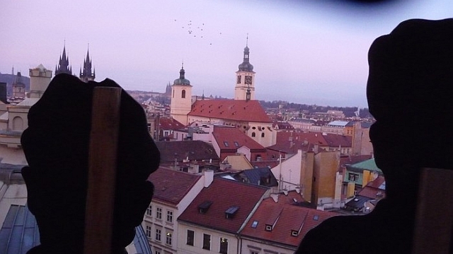 Rychlé šípy na balkoně - z pátrací hry po staré Praze 2011 (foto Menhart)