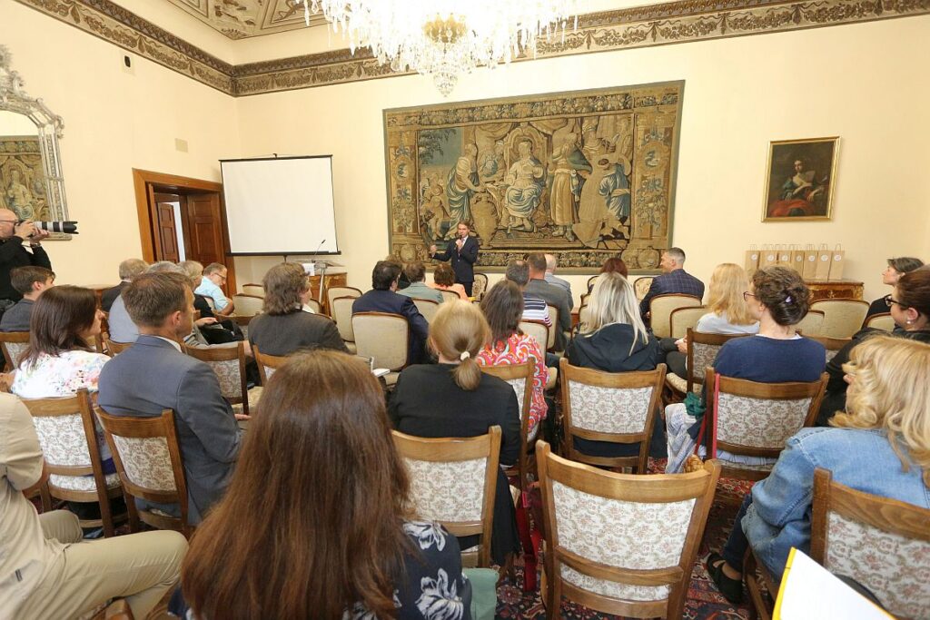 Konference se konala v důstojných prostorách Hrzánského paláce (foto Jiří Majer)