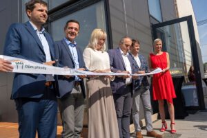 Slavnostní otevírání návštěvnického střediska CHKO Pálava (foto z webu AOPK)